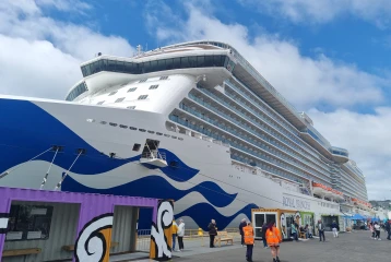 Cruise at berth