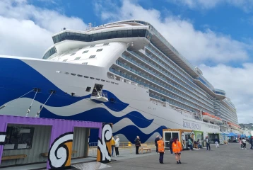 Cruise at berth