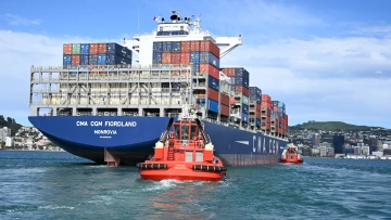 Tug assisting fiordland